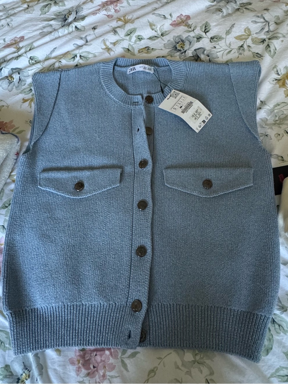 Zara Women’s Dusty Blue Button-Front Knit Cardigan Vest